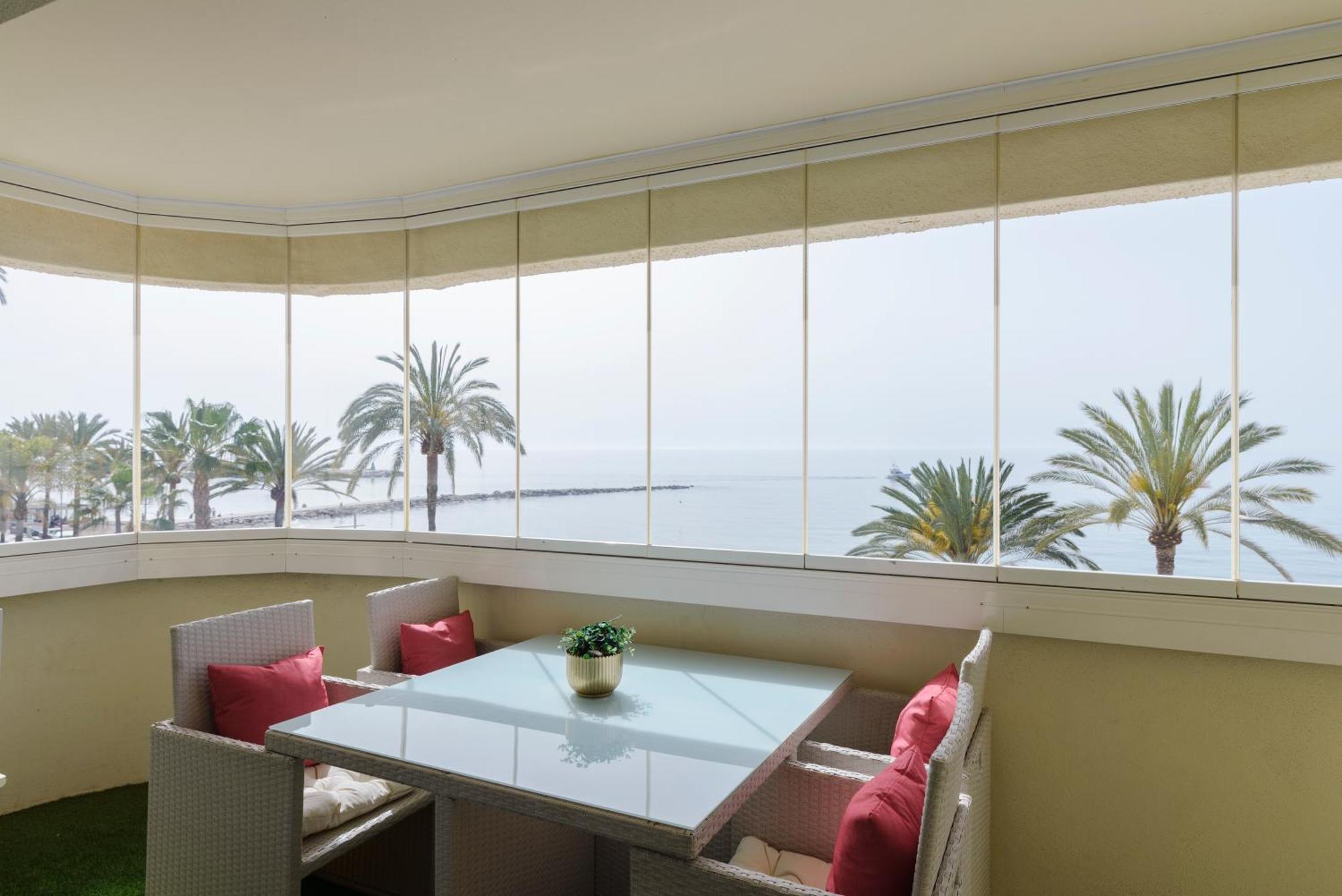 Sea Front Apartment In Marbella Center Exterior foto